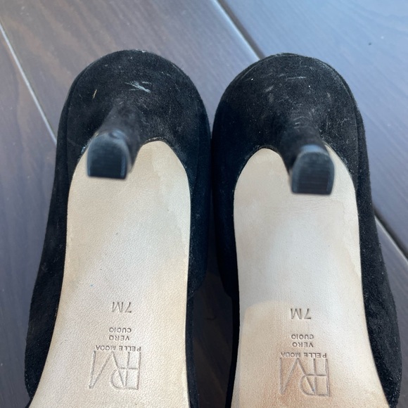 Pelle Moda Black Suade Pumps Open Toe Size 7M Vero Cuoid - Picture 7 of 8